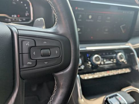 Used 2024 GMC Sierra 1500 Denali Ultimate AWD/4WD image 18