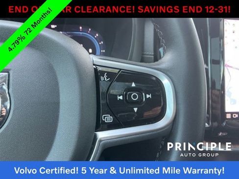 Certified 2023 Volvo XC60 B5 Ultimate w/ Protection Package Premier image 19