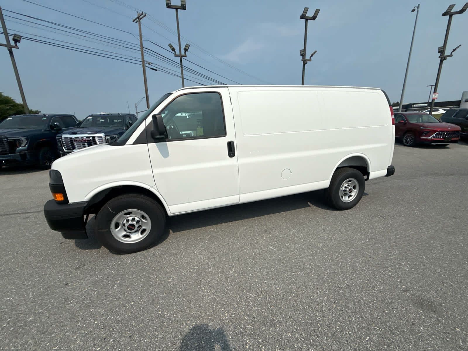 New 2026 GMC Savana 2500 w/ Driver Convenience Package RWD image 5