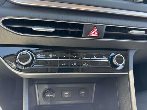 Used 2023 Hyundai Sonata SE FWD image 26