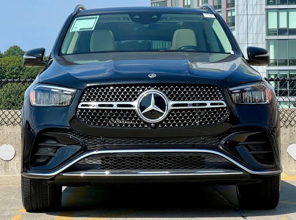 Certified 2024 Mercedes-Benz GLE 450 4MATIC image 3