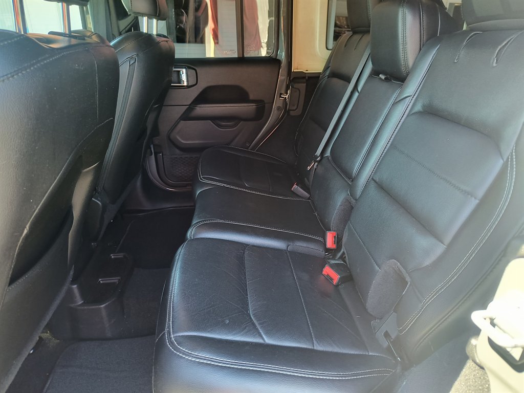 Used 2019 Jeep Wrangler Unlimited Sahara w/ Quick Order Package 24M Moab AWD/4WD image 31