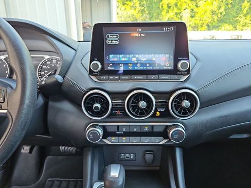 Used 2023 Nissan Sentra SV image 16