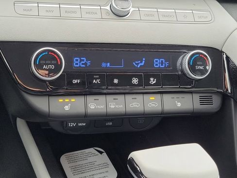 New 2026 Hyundai Elantra Limited FWD image 11