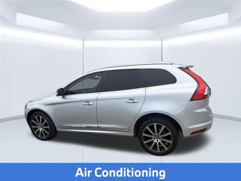 Used 2016 Volvo XC60 T6 w/ Proximity Package AWD/4WD image 15