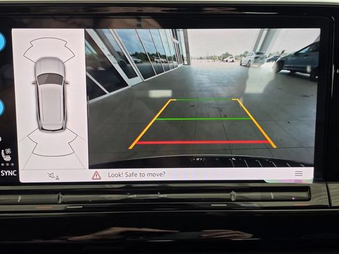 New 2026 Volkswagen Atlas SE FWD image 16