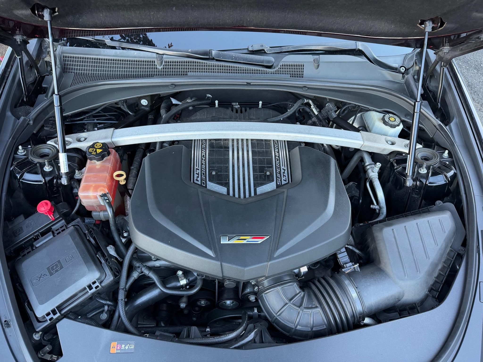 Used 2016 Cadillac CTS V w/ Luxury Package RWD image 19