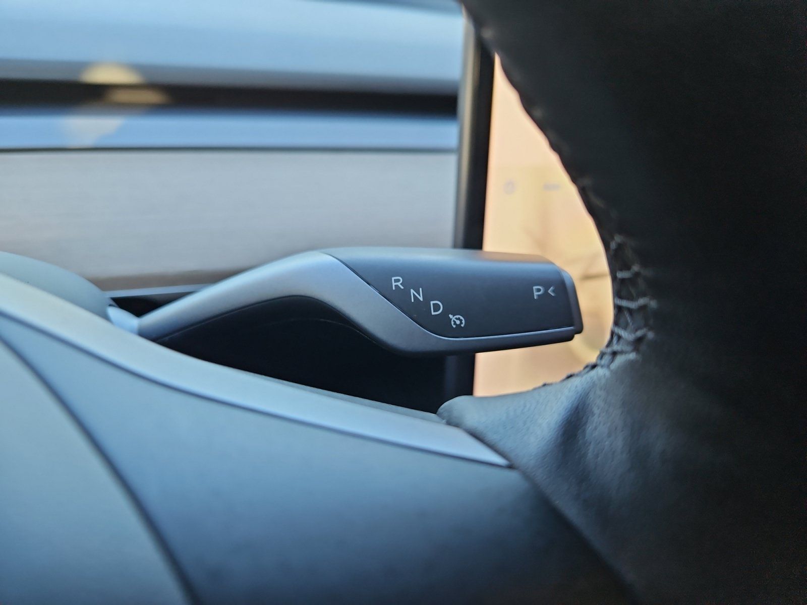 Used 2023 Tesla Model Y Long Range AWD/4WD image 24