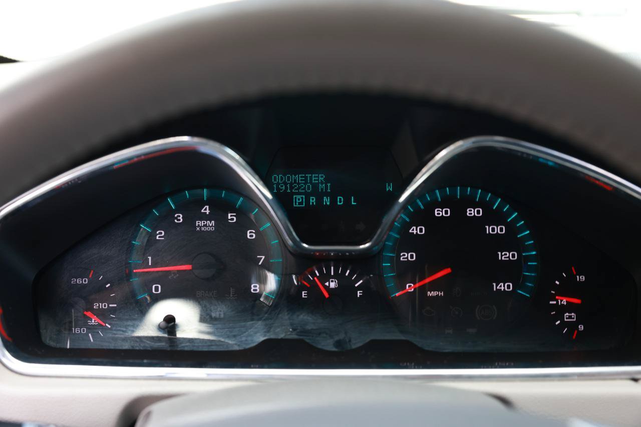 Used 2015 Chevrolet Traverse LT FWD image 34