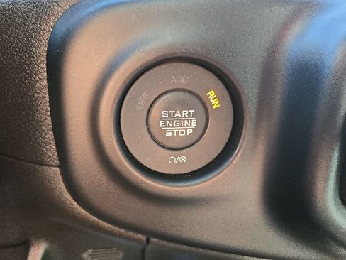 Used 2023 Jeep Gladiator Mojave w/ Cold Weather Group AWD/4WD image 56