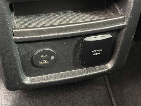 Used 2021 Ford Edge SEL w/ Convenience Package image 22