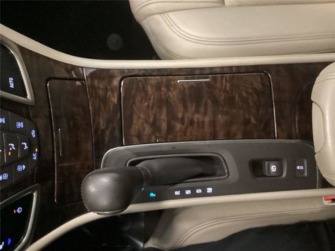 Used 2016 Buick LaCrosse Leather FWD image 19
