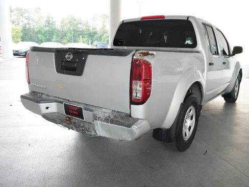 Used 2018 Nissan Frontier S RWD image 6