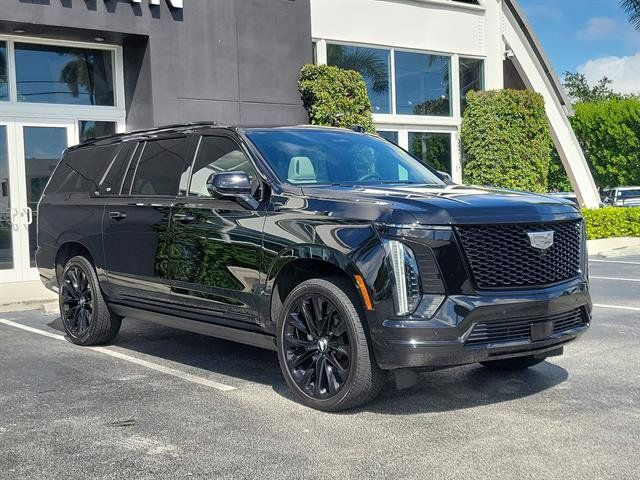 Certified 2026 Cadillac Escalade ESV Platinum Sport w/ LPO, ONYX Package AWD/4WD image 2