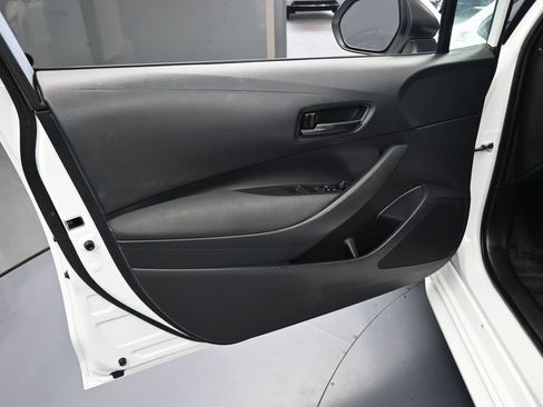 Used 2024 Toyota Corolla LE image 18