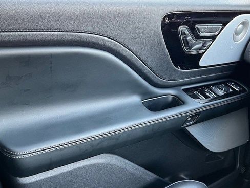 New 2026 Lincoln Aviator Reserve image 37
