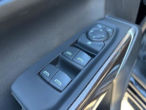 Used 2020 Chevrolet Silverado 1500 LT w/ Fleet Comfort Package image 16