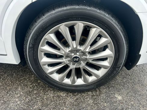 Used 2020 Hyundai Palisade Limited image 11