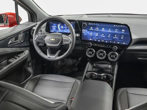 Used 2024 Chevrolet Blazer EV LT AWD/4WD image 27