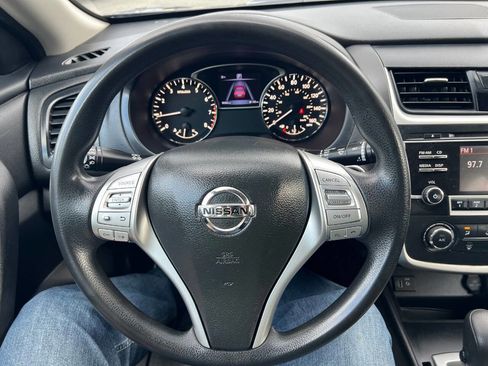 Used 2017 Nissan Altima 2.5 S w/ Power Driver Seat Package image 33