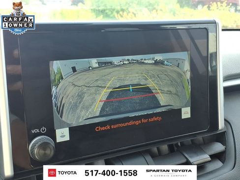 Used 2024 Toyota RAV4 XLE FWD image 25