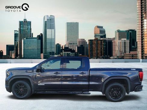 Used 2022 GMC Sierra 1500 Elevation w/ LPO, Elevation Black Package image 2