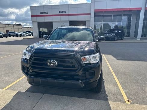 Used 2023 Toyota Tacoma SR AWD/4WD image 2
