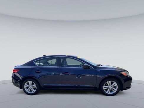 Used 2013 Acura ILX Hybrid w/ Technology Package image 10