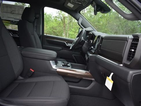 New 2026 Chevrolet Silverado 2500 LT w/ Trail Boss Package AWD/4WD image 16