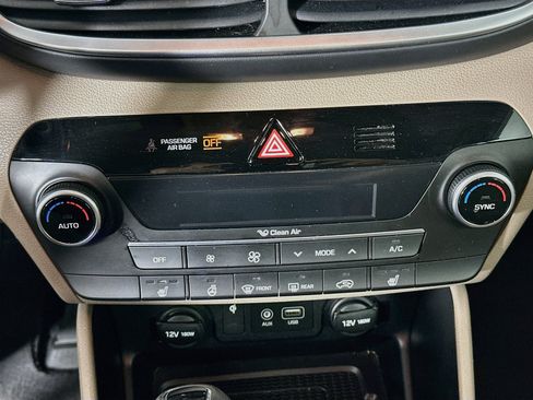Used 2019 Hyundai Tucson Limited FWD image 23