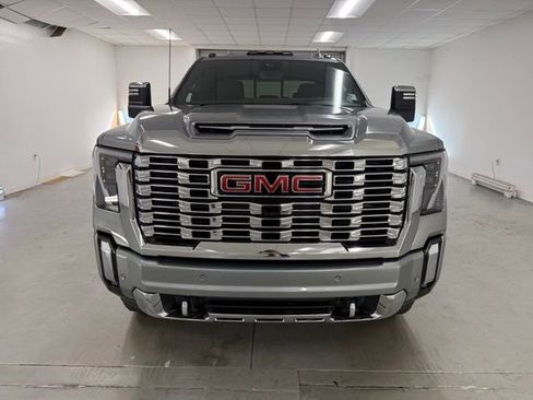 New 2026 GMC Sierra 2500 Denali w/ Denali Reserve Package image 2