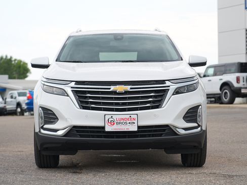 Used 2023 Chevrolet Equinox Premier AWD/4WD image 9