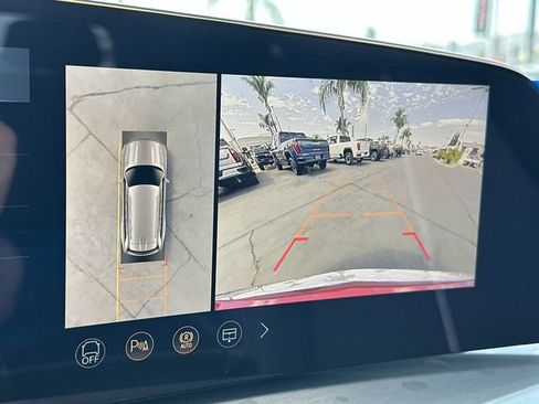 New 2026 Cadillac Vistiq Luxury image 15