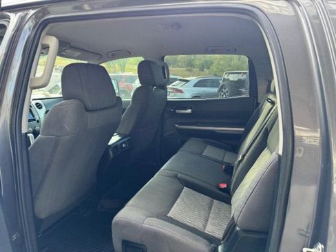 Used 2015 Toyota Tundra SR5 w/ SR5 Upgrade Package image 14