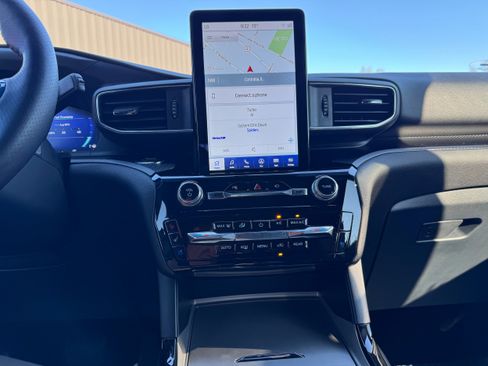 Used 2023 Ford Explorer ST w/ Equipment Group 401A image 24