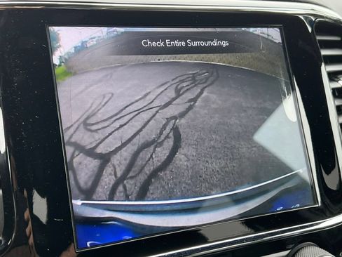 Used 2020 Jeep Grand Cherokee Limited AWD/4WD image 25