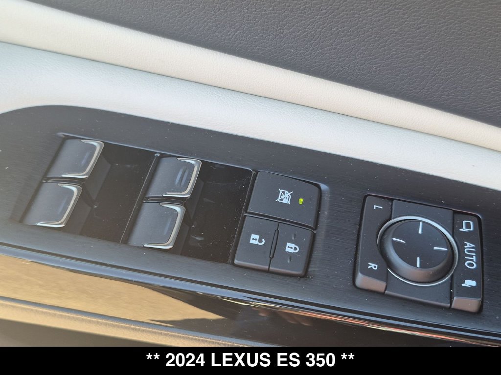 Used 2024 Lexus ES 350 w/ Premium Package FWD image 27