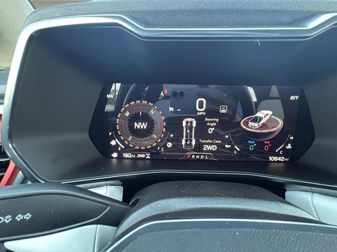 Used 2024 GMC Canyon AT4X w/ AT4X AEV Edition AWD/4WD image 12