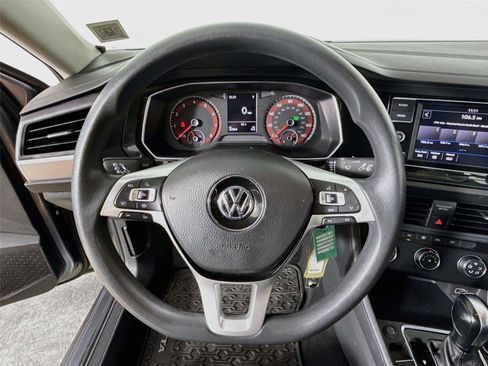Used 2019 Volkswagen Jetta FWD image 13