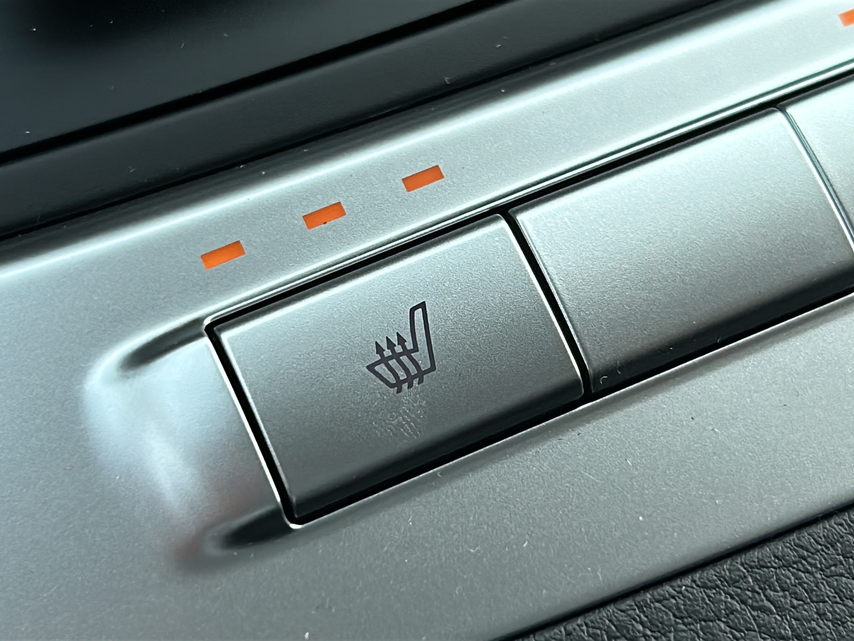 New 2027 Kia Carnival FWD image 24
