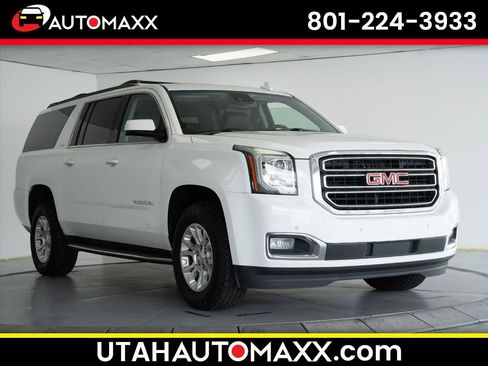 Used 2019 GMC Yukon XL SLT image 1