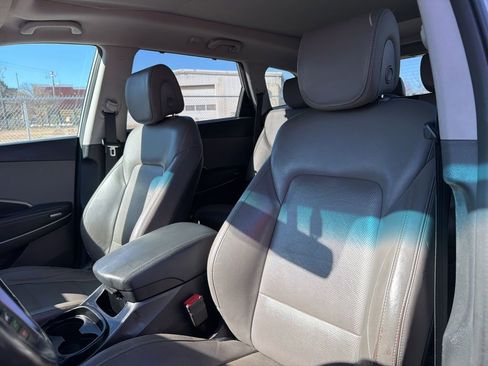 Used 2016 Hyundai Santa Fe SE w/ Option Group 03 image 21