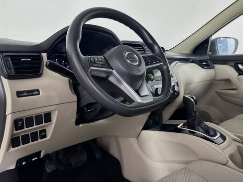 Used 2018 Nissan Rogue Sport SV FWD image 22