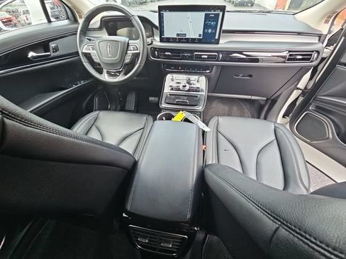 Used 2023 Lincoln Nautilus AWD w/ Premium Package image 24