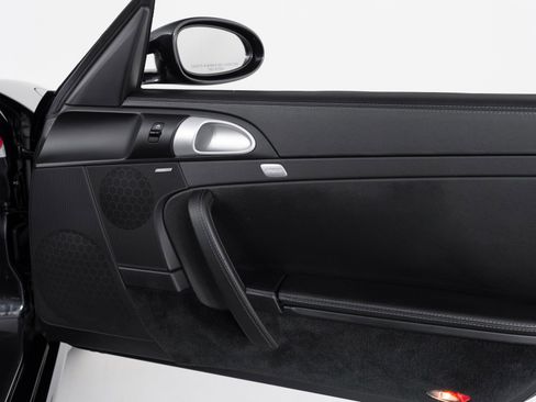 Used 2006 Porsche 911 Carrera S image 34