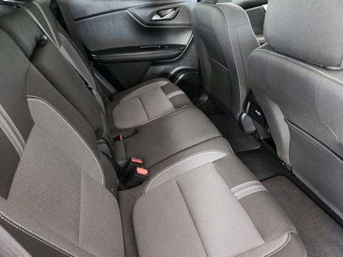 Certified 2025 Chevrolet Blazer LT AWD/4WD image 34