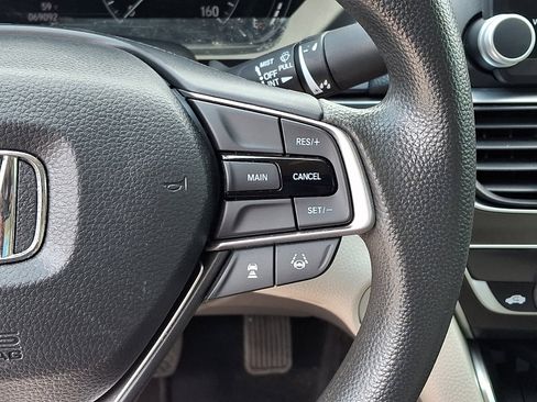 Used 2019 Honda Accord LX image 21