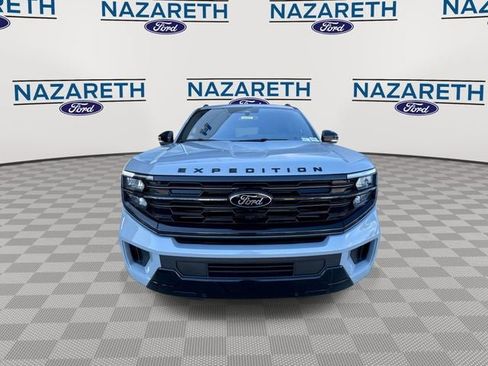 New 2025 Ford Expedition Max Platinum w/ Stealth Appearance Package image 3