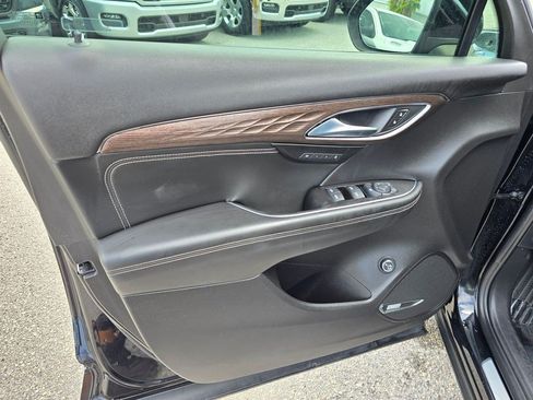 Used 2023 Buick Envision Avenir FWD image 13