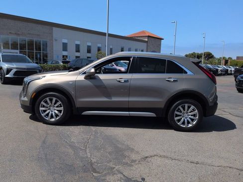 Used 2020 Cadillac XT4 Premium Luxury FWD image 5